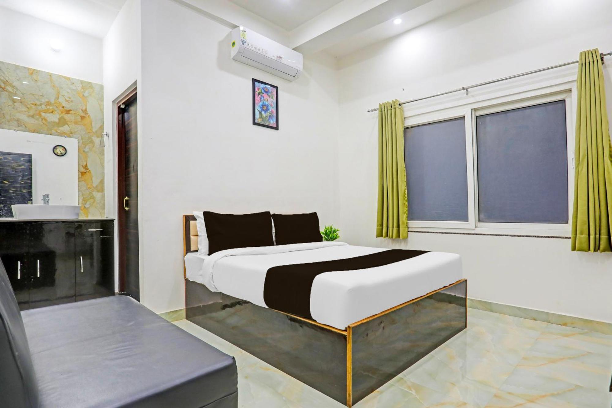 Hotel O The Maruti Paying Guest House 瓦拉纳西 外观 照片